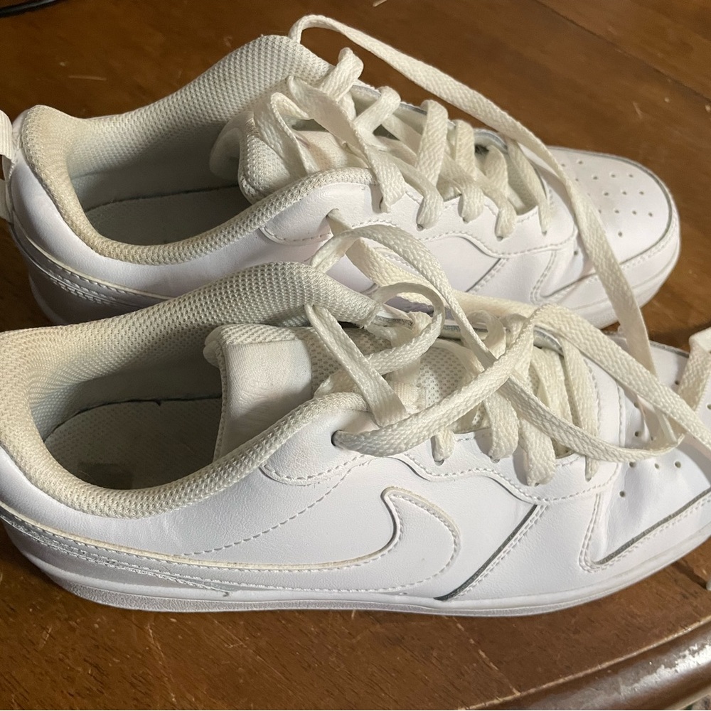 Youth Nike Air Force Size 6Y White